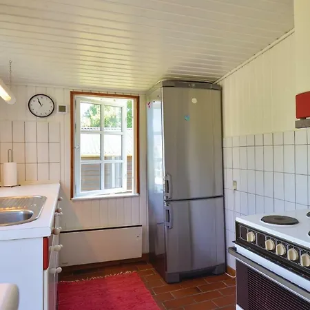 Stunning In With Kitchen Holiday home *